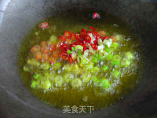 酸菜炒米的做法步骤：5