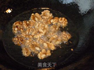 【桃仁鸡丁】越吃越聪明的做法步骤：3