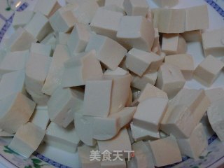 【五彩豆腐丁】健康美丽吃出来的做法步骤：1