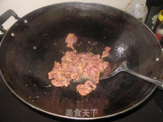 凉瓜炒牛肉的做法步骤：4
