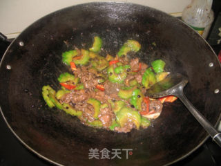 凉瓜炒牛肉的做法步骤：7