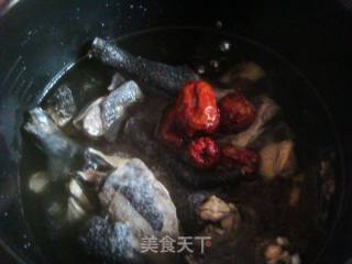 枸杞红枣乌鸡汤的做法步骤：6