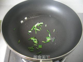 土豆炒青椒的做法步骤：3