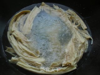 腐竹粉丝肉汤的做法步骤：5