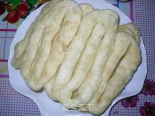 北方炸油馍的做法步骤：8