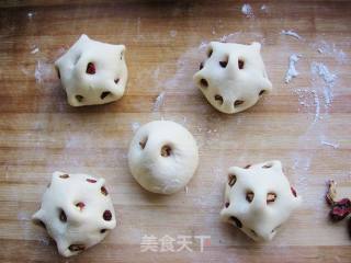 胶东过年必备的枣花馒头的做法步骤：10