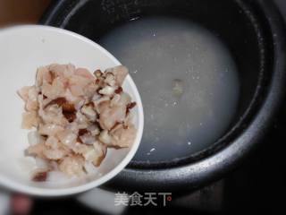 香菇鸡肉粥的做法步骤：7