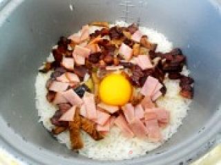 好吃不上火——电饭煲焗饭的做法步骤：5