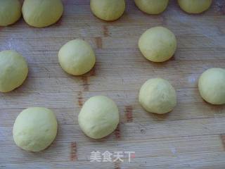 健康香甜---南瓜排包的做法步骤：6
