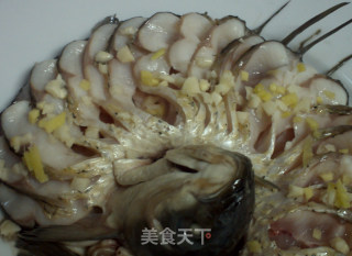 [把你蒸服]《开胃盘龙鱼》---黄金盘龙的做法步骤：5