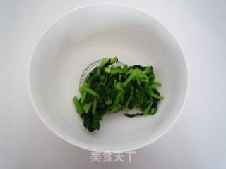 木耳青菜鲜肉饺的做法步骤：2