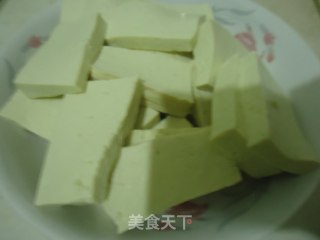 小青椒炖豆腐的做法步骤：2