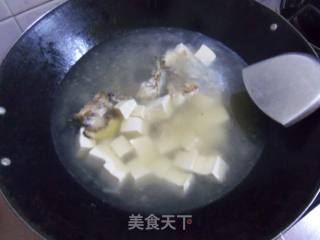 鱼头豆腐汤的做法步骤：7