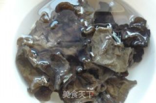 芦笋黑木耳的做法步骤：3