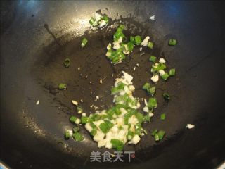 豆丹松子酱香炒面的做法步骤：5