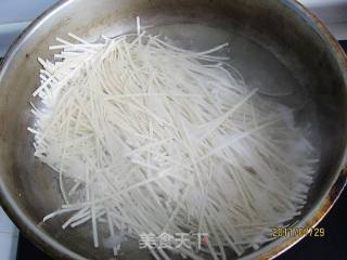 韭苔鸡蛋汤面的做法步骤：7