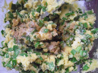 豆渣韭菜玉米饼的做法步骤：5