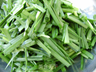 家常菜----韭菜豆干鸡蛋丝的做法步骤：1