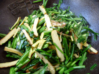家常菜----韭菜豆干鸡蛋丝的做法步骤：5