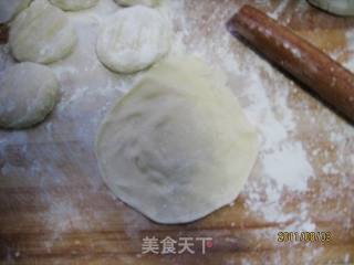小芹菜鲜肉烧麦的做法步骤：6