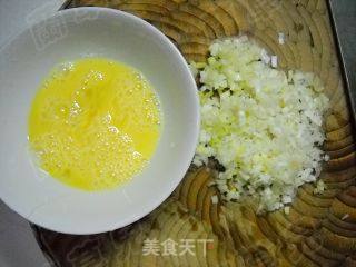 葱香蛋馅饼的做法步骤：3
