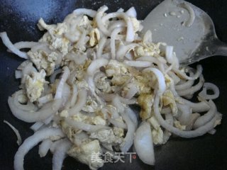 洋葱炒蛋的做法步骤：5