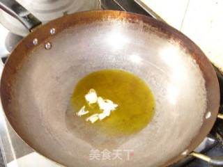 西葫芦银鱼炒蛋的做法步骤：4