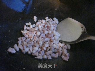 西芹炒肉丁的做法步骤：3