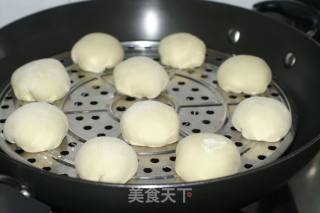 香甜可口早餐包---麻蓉包的做法步骤：6