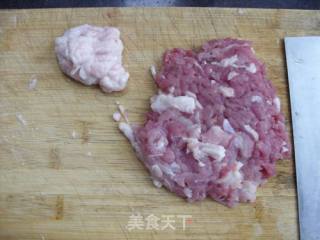 家常菜---青椒肉丝的做法步骤：2