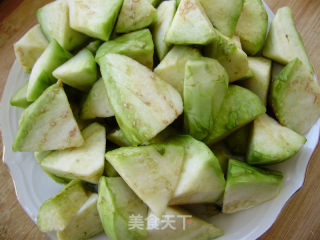 家常菜----茄子烧苦瓜的做法步骤：1