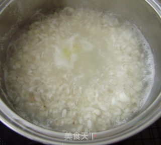 健康早餐----红毛丹糯米莲子粥的做法步骤：4
