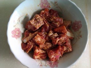 招牌粉蒸排骨的做法步骤：3