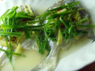 清蒸海鯧魚的做法步骤：5