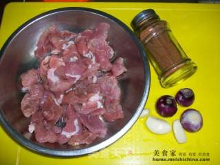 家常菜肴@@五香炒肉片的做法步骤：1