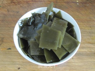 海带炖排骨的做法步骤：3