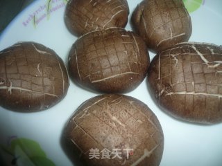 香菇酿肉的做法步骤：2