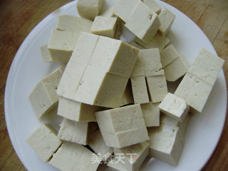 家常菜----白菜炖豆腐的做法步骤：2