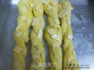 面包物语@@粗糖芝士辫子面包的做法步骤：9
