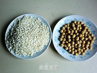 调理肠胃豆浆---米润豆浆粥的做法步骤：1