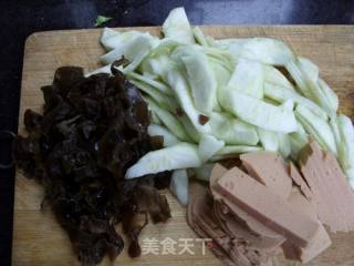 丝瓜火腿蛋汤的做法步骤：4