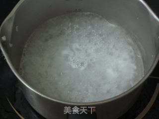 宝宝辅食——菜丝三文鱼粥的做法步骤：4