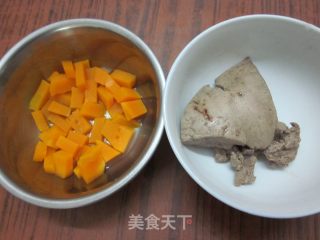 宝宝辅食——南瓜猪肝泥的做法步骤：4
