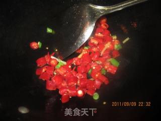 火红的辣椒鸡丁的做法步骤：8
