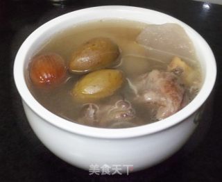 秋季润喉  青橄榄萝卜汤的做法步骤：9