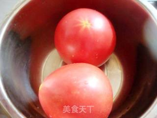 番茄丝瓜卤子面的做法步骤：1