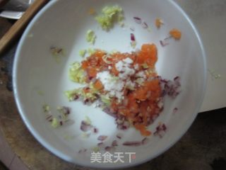 宝宝辅食——三文鱼蔬菜小丸子的做法步骤：4