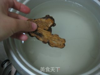 宝宝辅食——白术砂仁粥的做法步骤：2