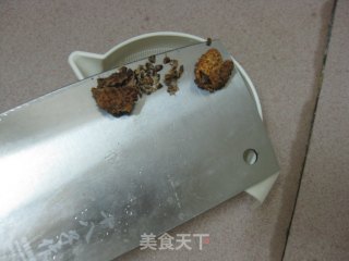 宝宝辅食——白术砂仁粥的做法步骤：3