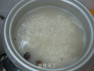 宝宝辅食——白术砂仁粥的做法步骤：5